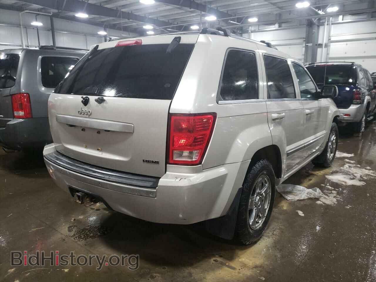 2007 JEEP CHEROKEE - VIN: 1J8HR68207C599890 - Фото 4