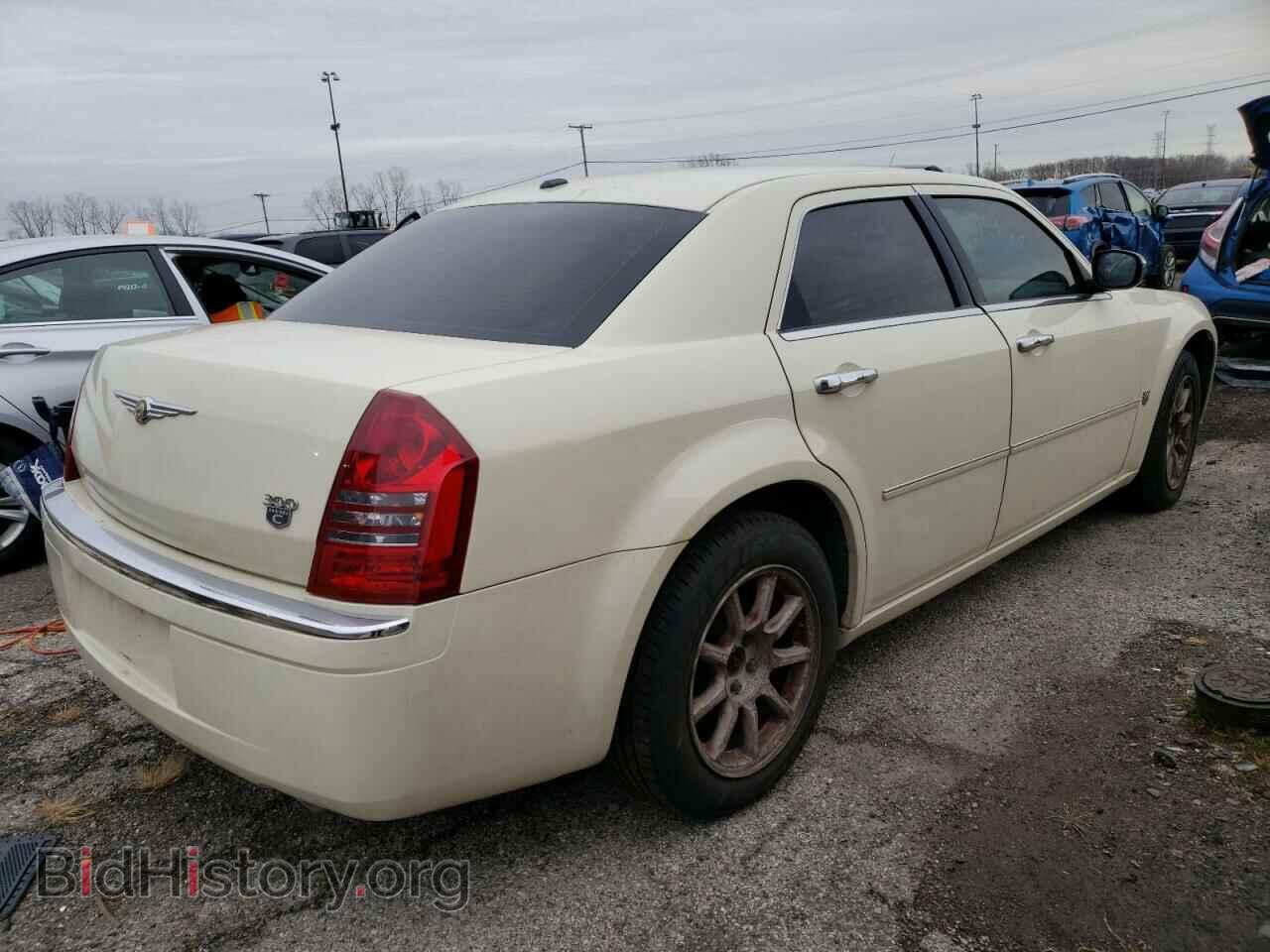 2007 CHRYSLER 300 - VIN: 2C3KA63H77H898441 - Фото 3