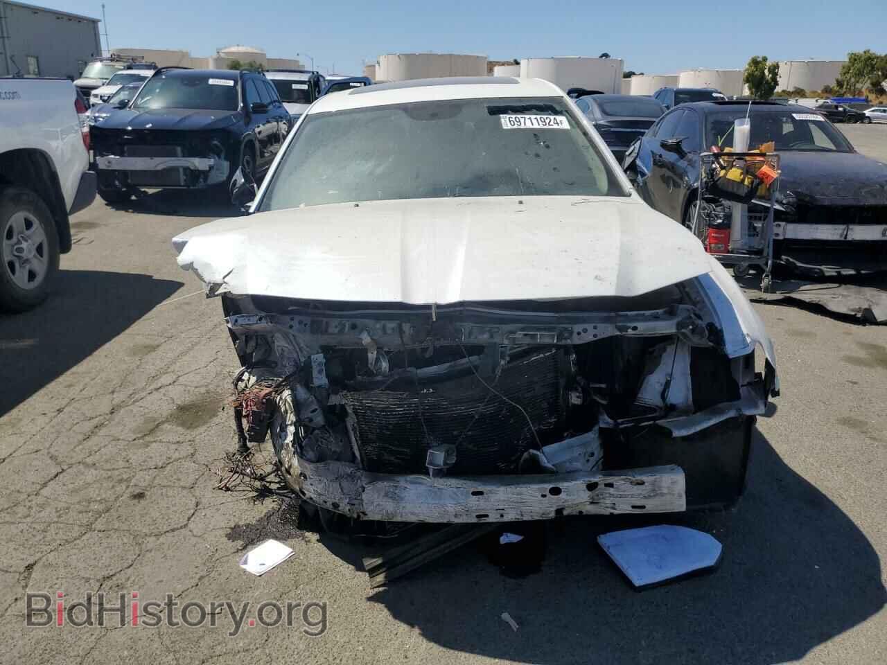 2011 CHRYSLER 300 - VIN: 2C3CA5CGXBH617151 - Фото 5