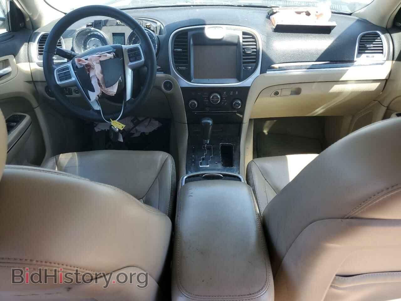 2011 CHRYSLER 300 - VIN: 2C3CA5CGXBH617151 - Фото 8