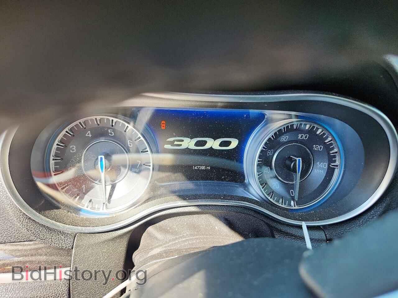 2016 CHRYSLER 300 - VIN: 2C3CCAAG9GH233780 - Photo 9