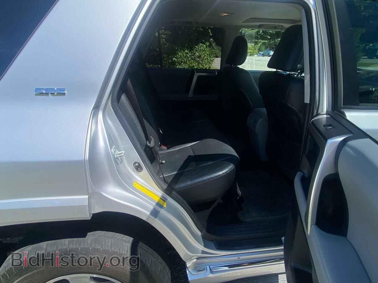 2011 TOYOTA 4RUNNER - VIN: JTEBU5JR8B5043221 - Фото 6