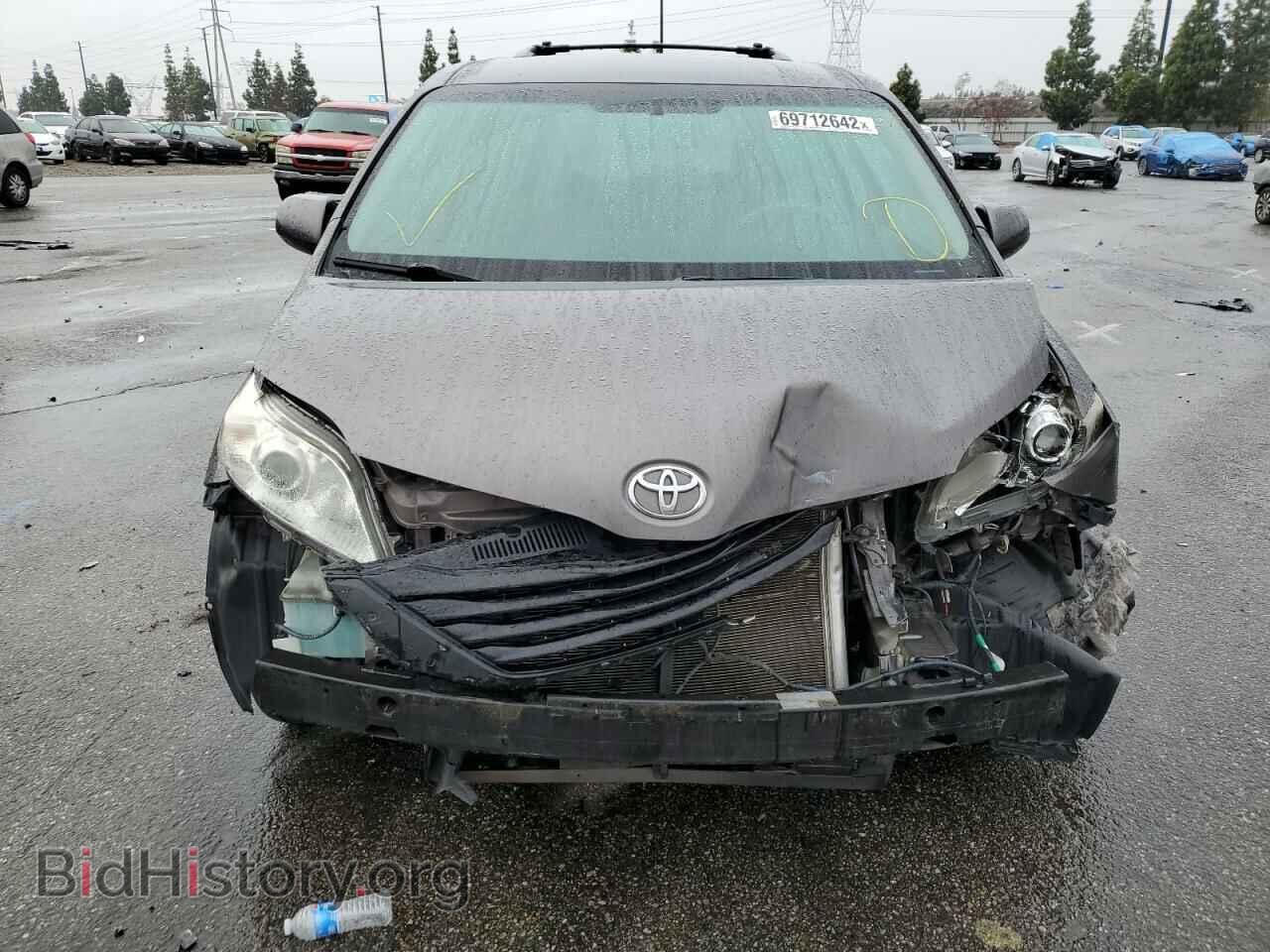 2013 TOYOTA SIENNA - VIN: 5TDKK3DC8DS326334 - Фото 5