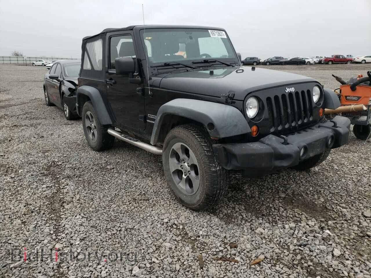 Photo 1J4AA2D15BL528452 - JEEP WRANGLER 2011