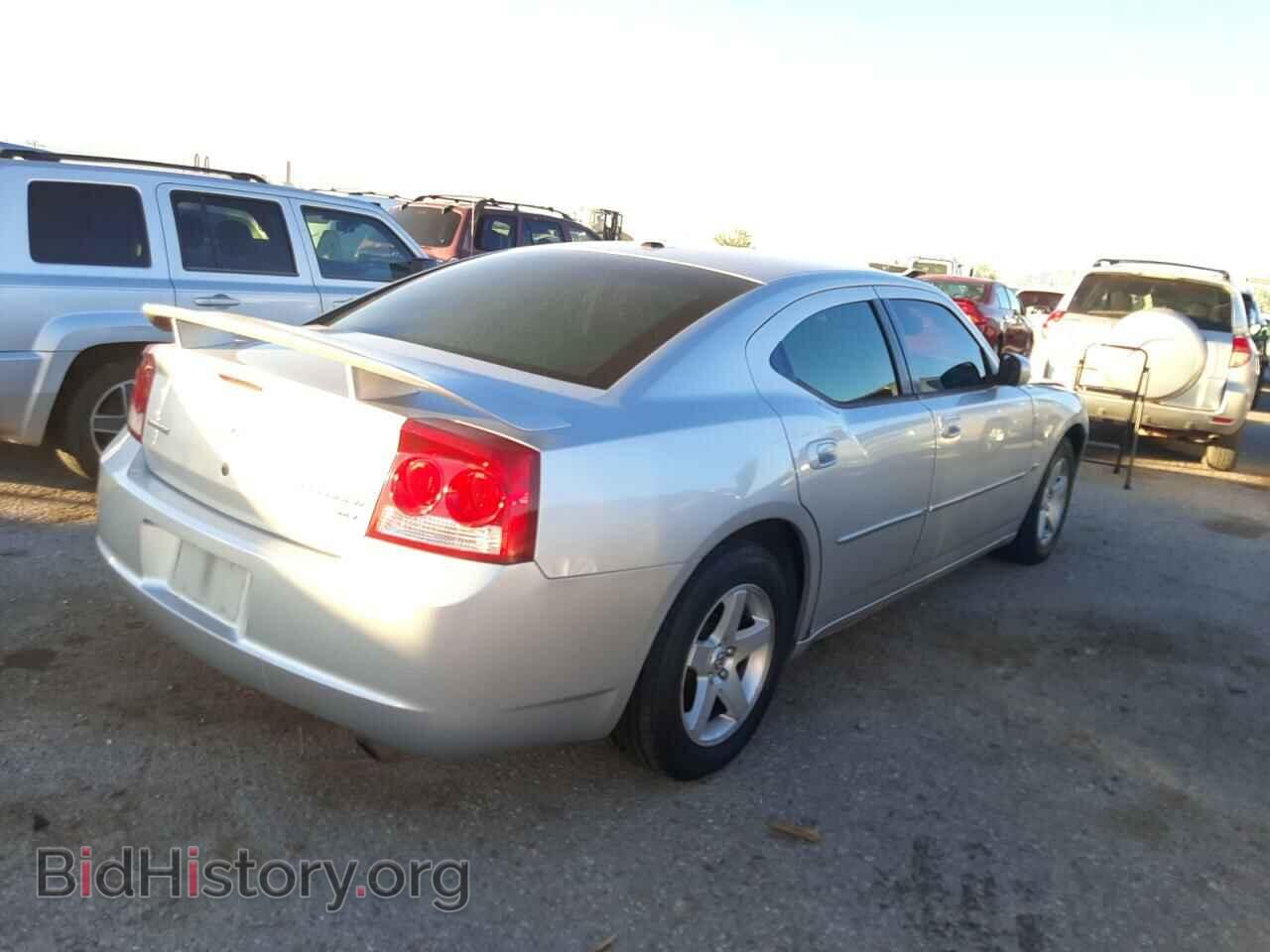 2010 DODGE CHARGER - VIN: 2B3CA3CV4AH226821 - Фото 4