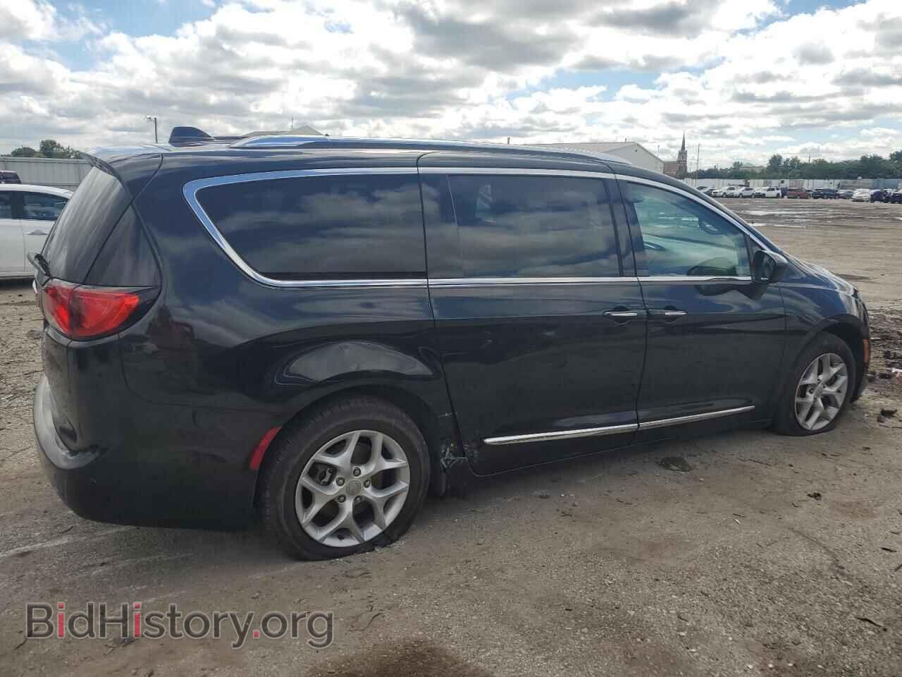 2017 CHRYSLER PACIFICA - VIN: 2C4RC1EGXHR757659 - Фото 3