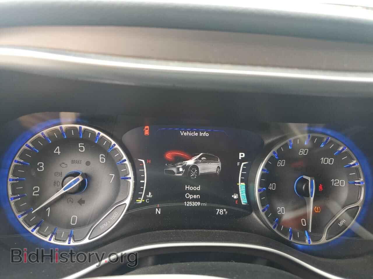 2017 CHRYSLER PACIFICA - VIN: 2C4RC1EGXHR757659 - Фото 9