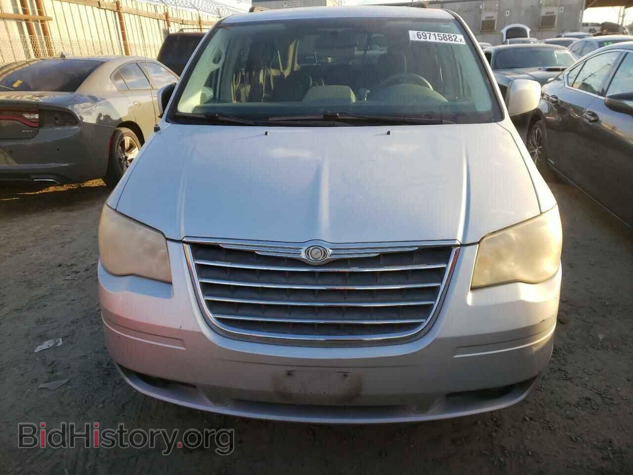 2010 CHRYSLER MINIVAN - VIN: 2A4RR5D11AR214607 - Фото 5