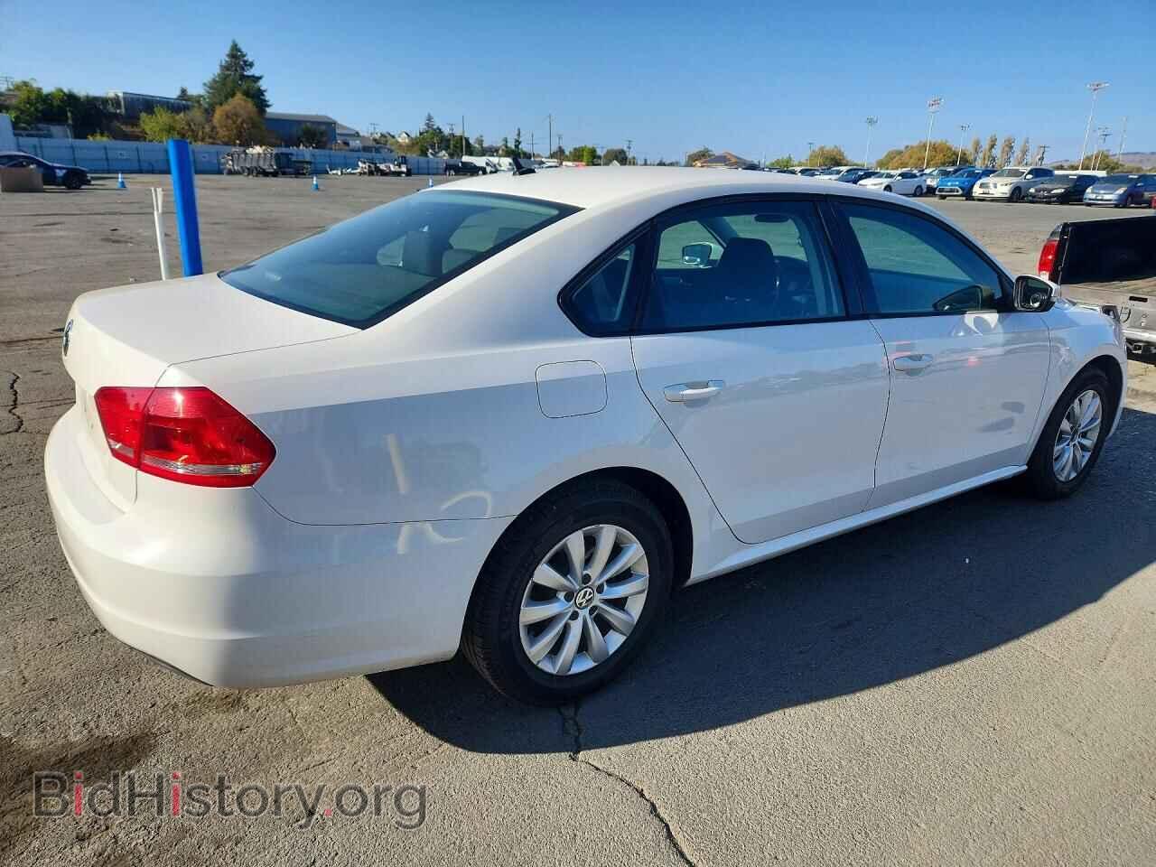 2013 VOLKSWAGEN PASSAT - VIN: 1VWAP7A36DC023270 - Photo 3