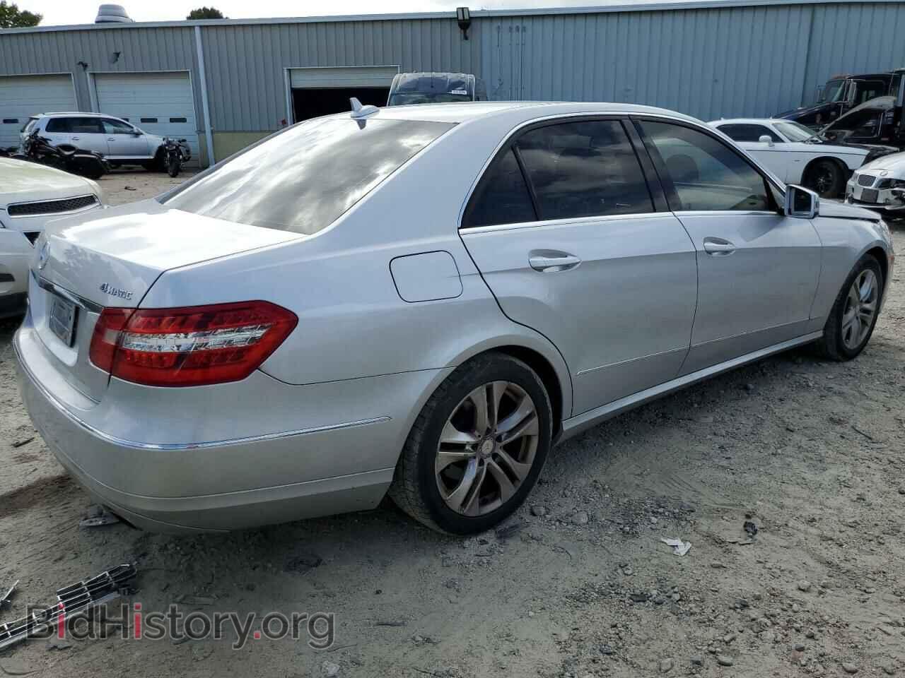 2011 MERCEDES-BENZ E-CLASS - VIN: WDDHF8HB3BA473478 - Фото 3