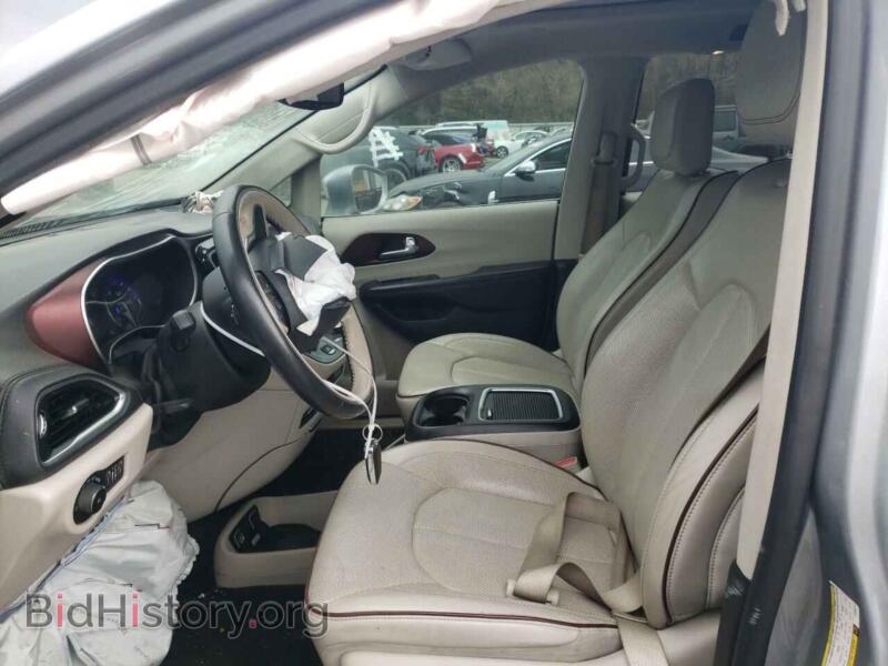 2020 Chrysler PACIFICA (VIN 2C4RC1GG8LR285113) — photo 7 of 14