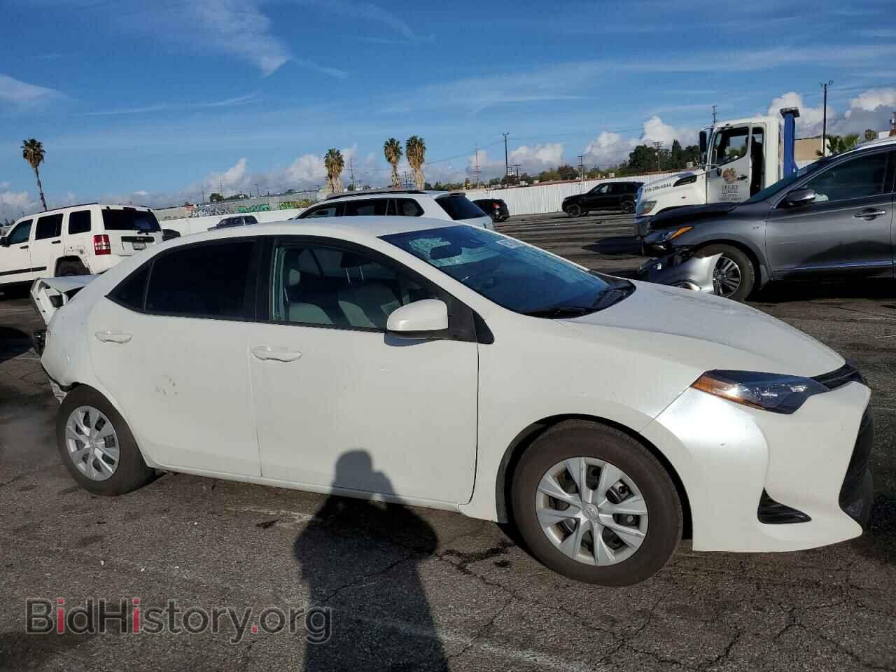2017 TOYOTA COROLLA - VIN: 5YFBPRHE9HP667613 - Фото 4