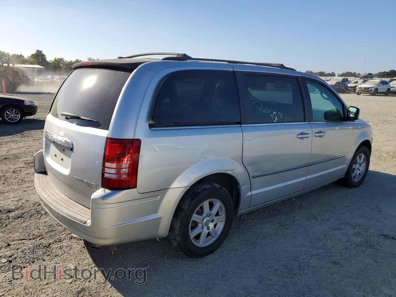 2010 CHRYSLER MINIVAN - VIN: 2A4RR5D19AR108972 - Photo 3