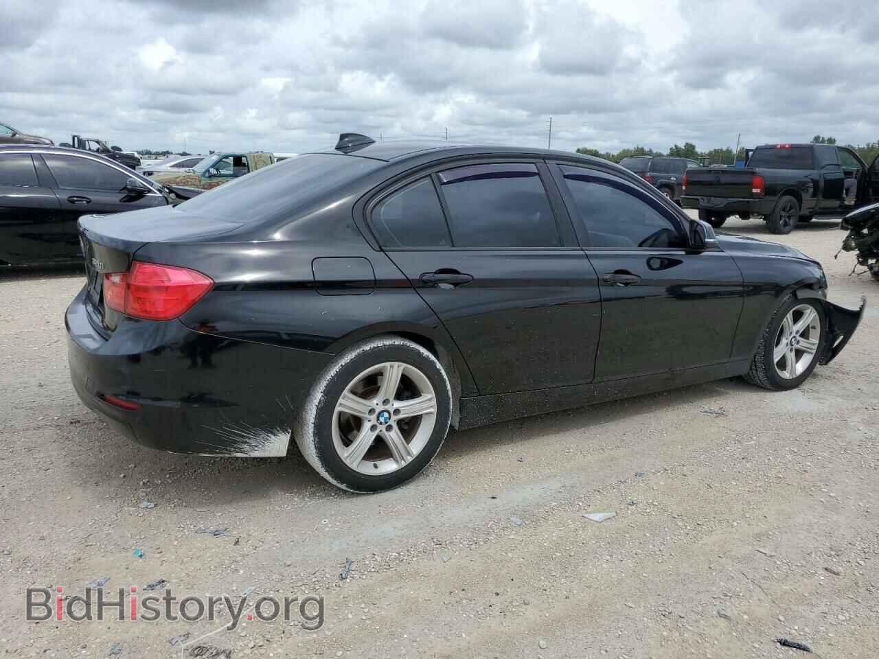 2014 BMW 3 SERIES - VIN: WBA3B1C51EK130821 - Фото 3