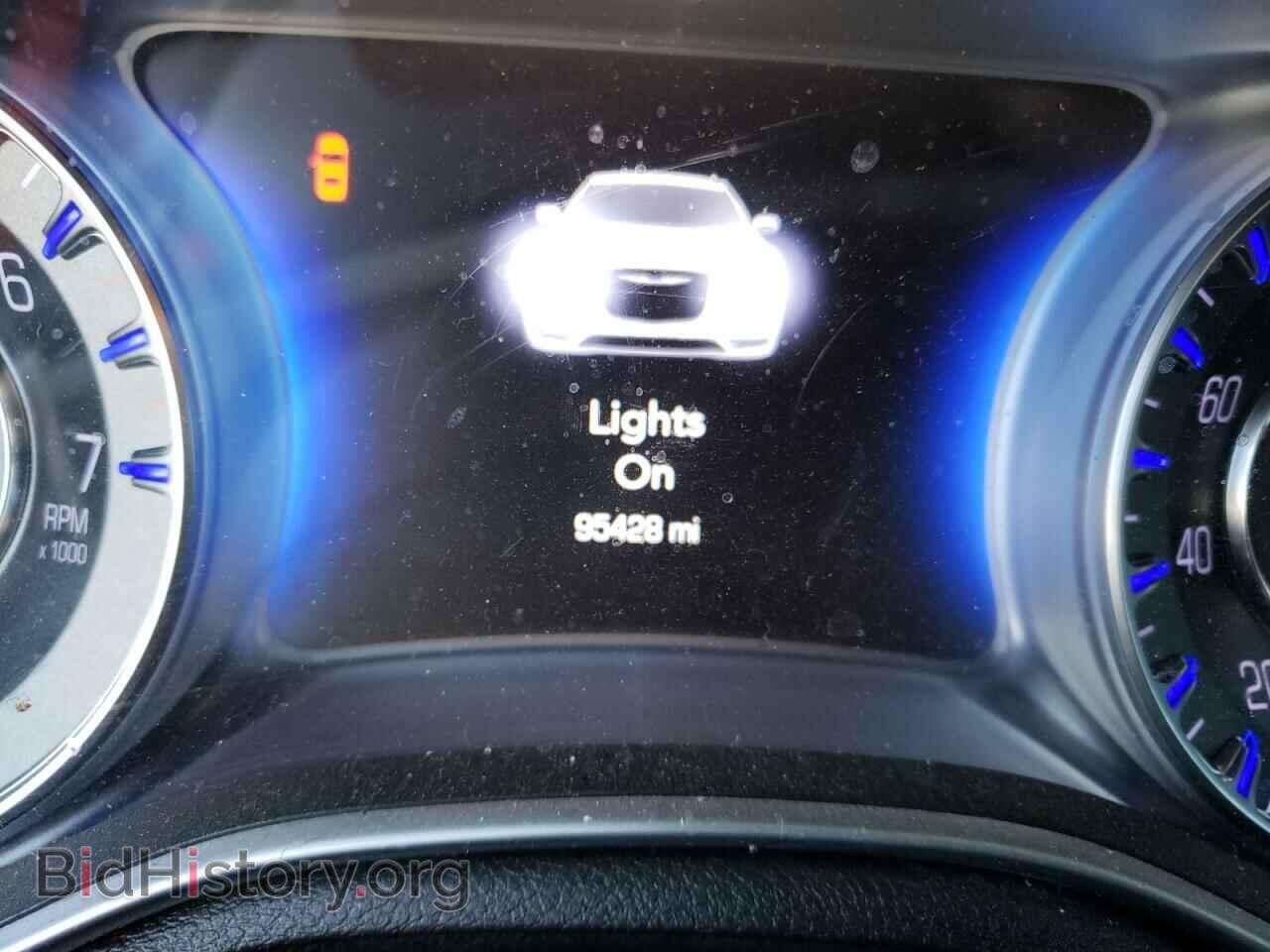 2015 CHRYSLER 300 - VIN: 2C3CCAAG4FH792569 - Фото 8