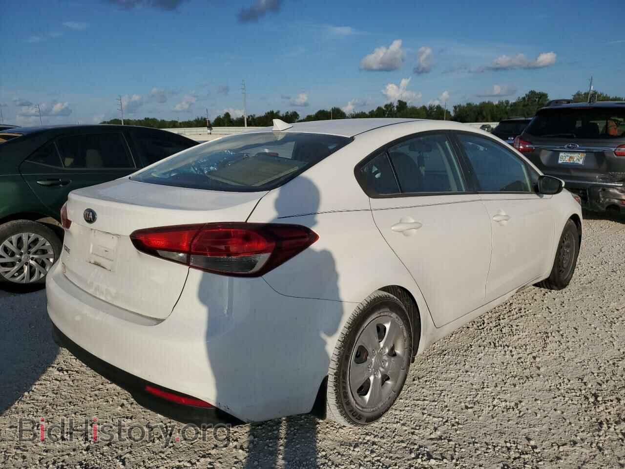 2017 KIA FORTE - VIN: 3KPFK4A77HE070668 - Фото 3