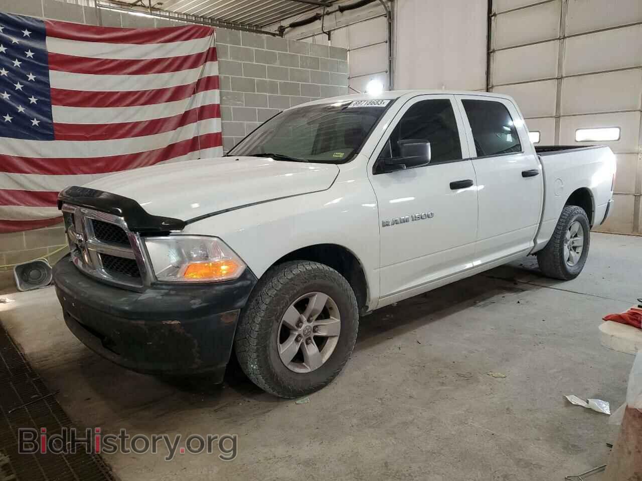 Photo 1D7RV1CP6BS518957 - DODGE All Models 2011