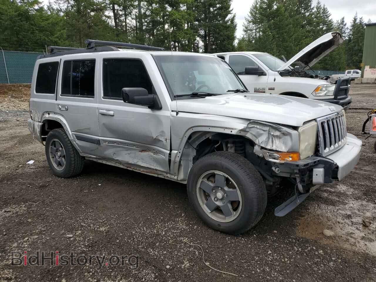 2008 JEEP COMMANDER - VIN: 1J8HH48N78C193818 - Photo 4