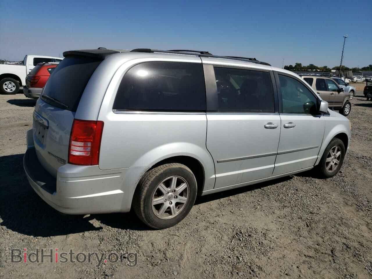 2009 CHRYSLER MINIVAN - VIN: 2A8HR54179R643658 - Фото 3