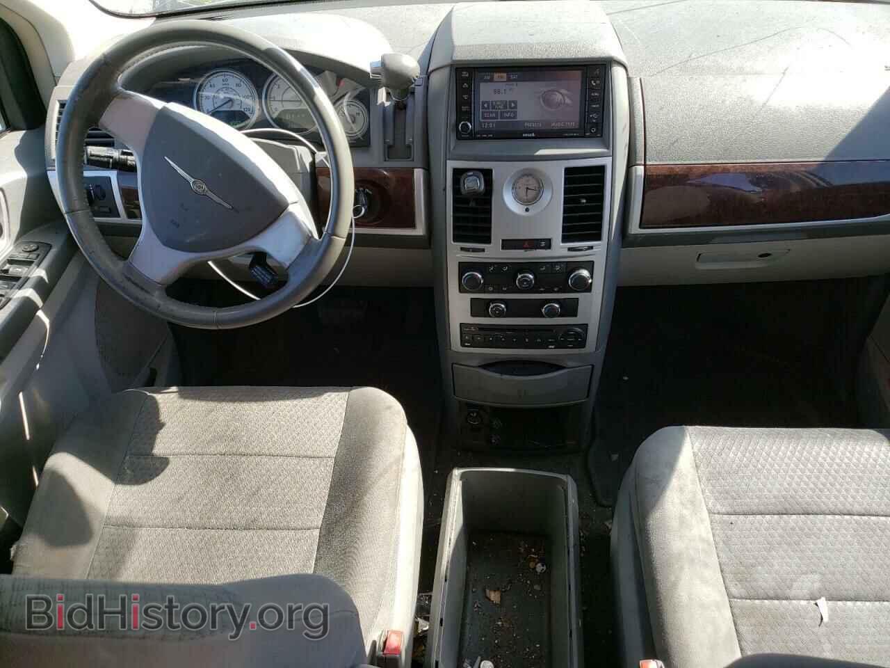 2009 CHRYSLER MINIVAN - VIN: 2A8HR54179R643658 - Фото 8