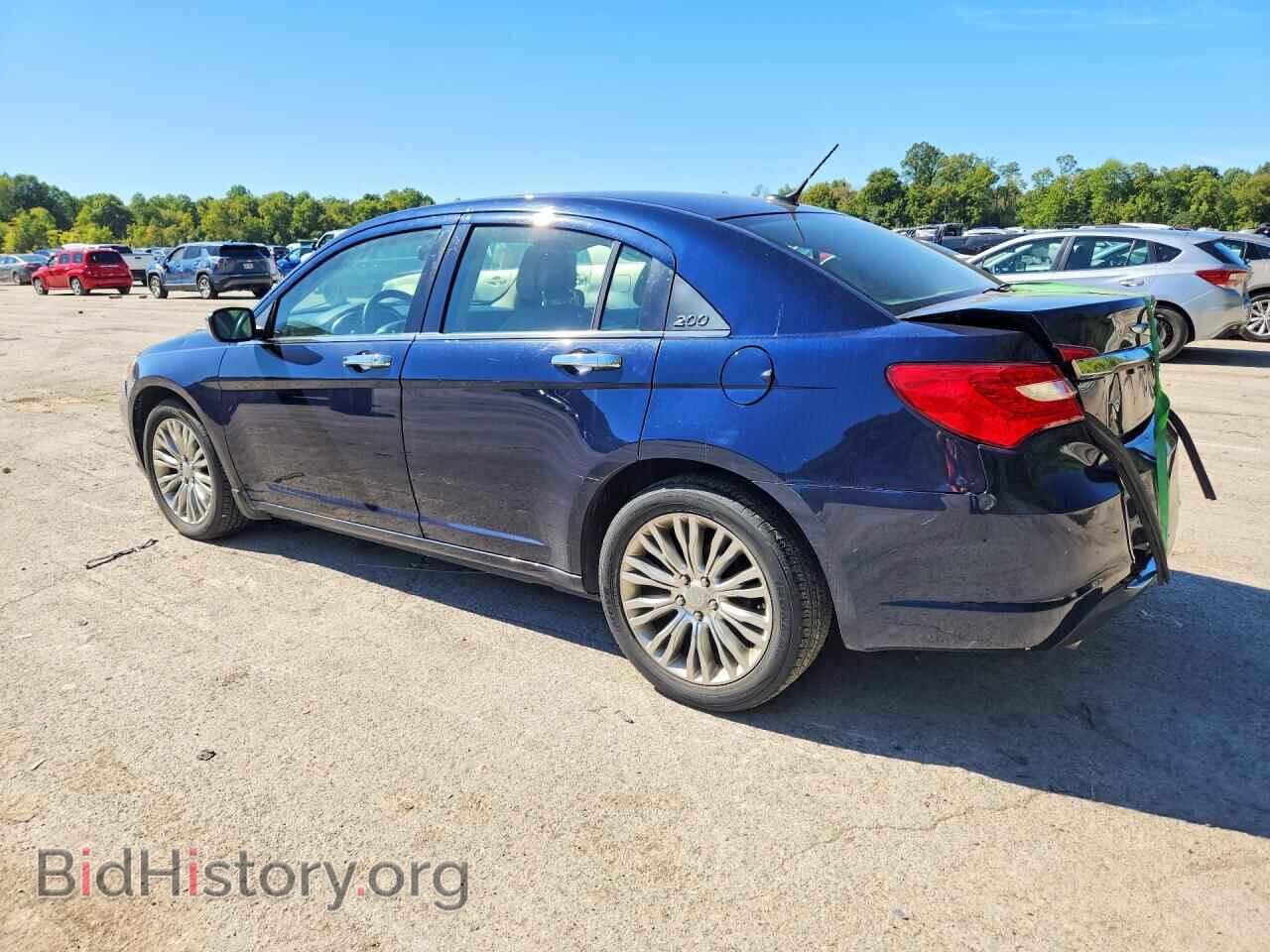 2013 CHRYSLER 200 - VIN: 1C3CCBCG2DN615395 - Фото 2