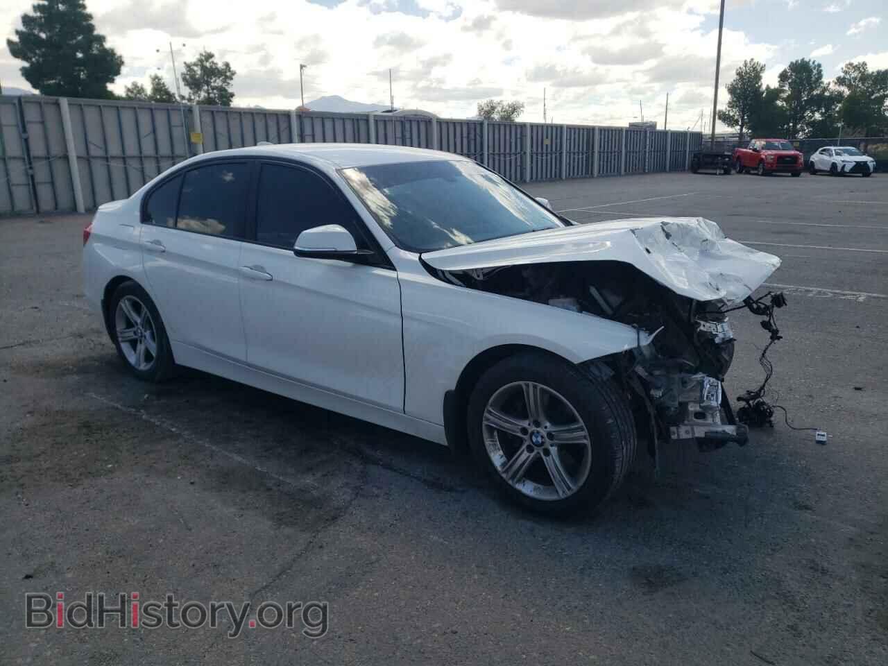 2015 BMW 3 SERIES - VIN: WBA3B1G51FNT01772 - Фото 4
