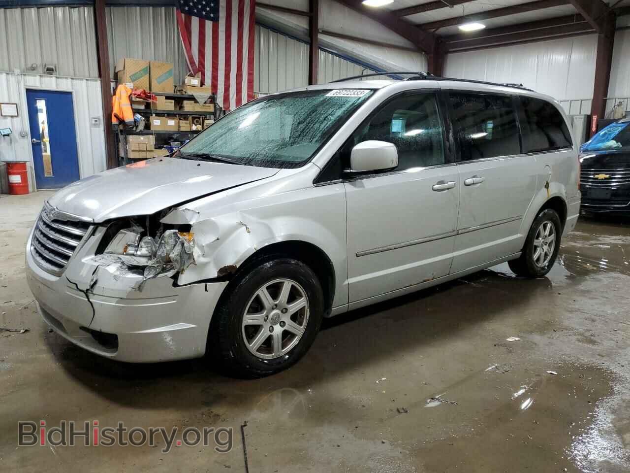 Photo 2A4RR5D1XAR221586 - CHRYSLER MINIVAN 2010