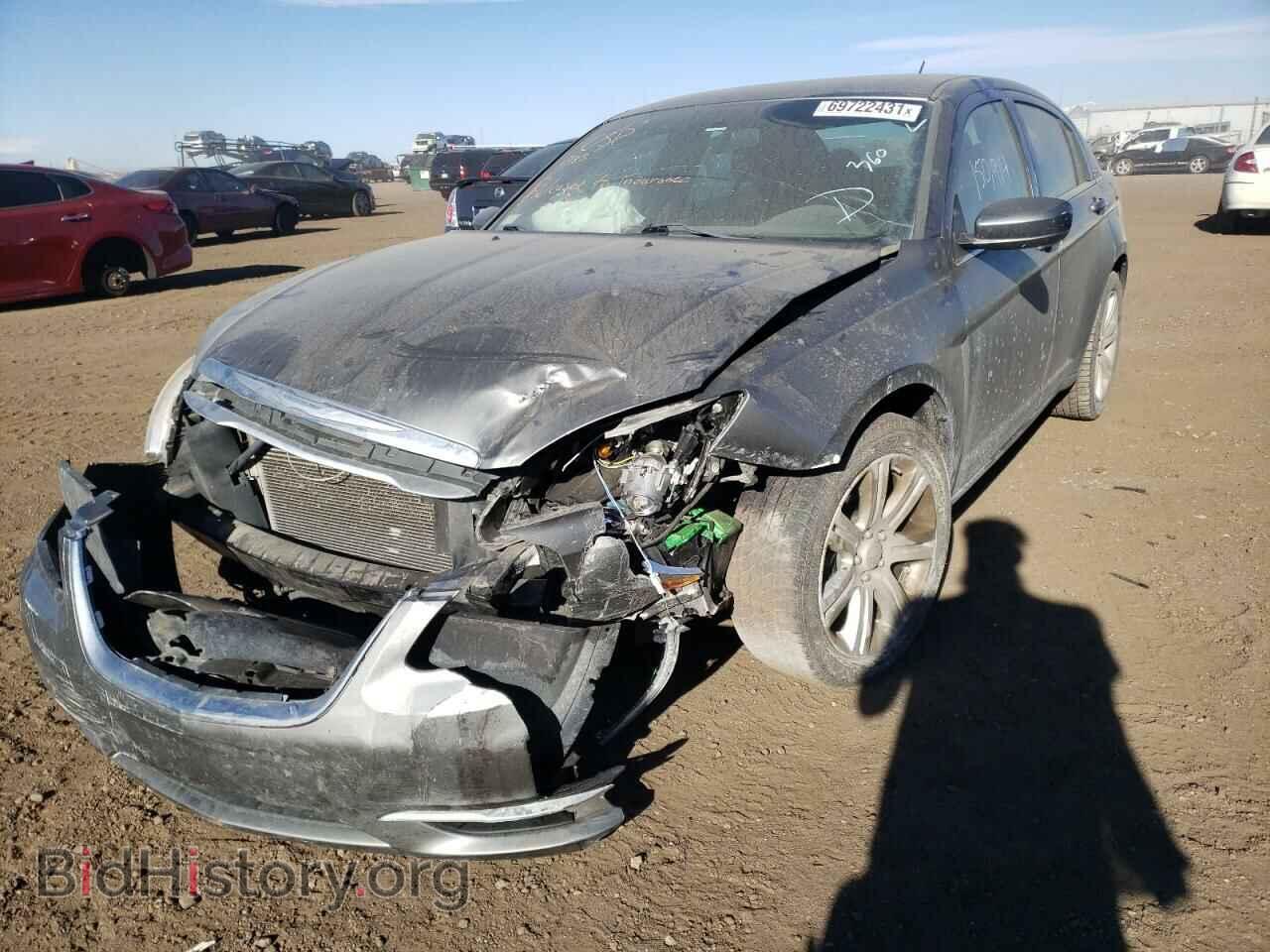 2013 CHRYSLER 200 - VIN: 1C3CCBBB2DN695352 - Фото 2