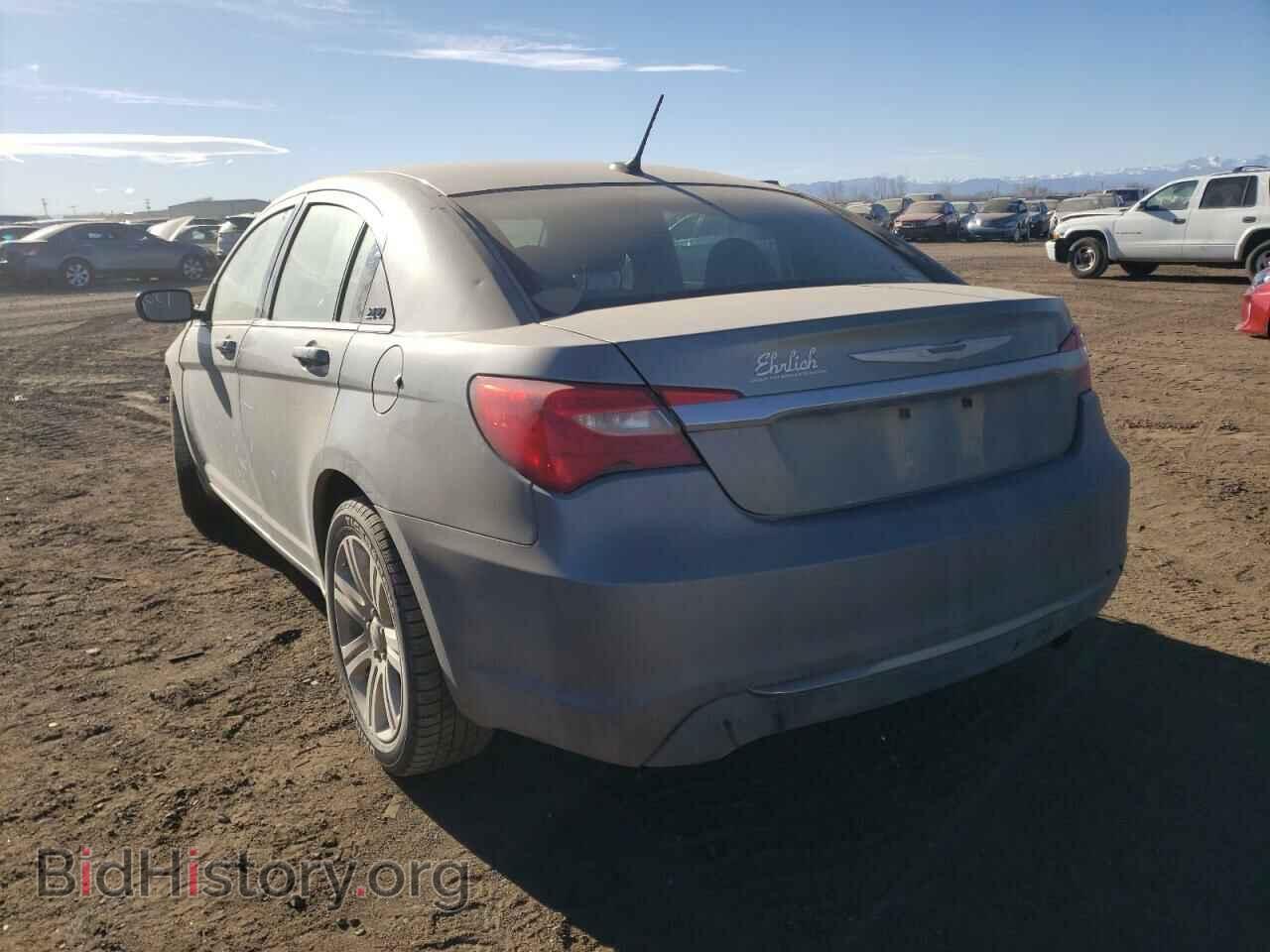 2013 CHRYSLER 200 - VIN: 1C3CCBBB2DN695352 - Фото 3