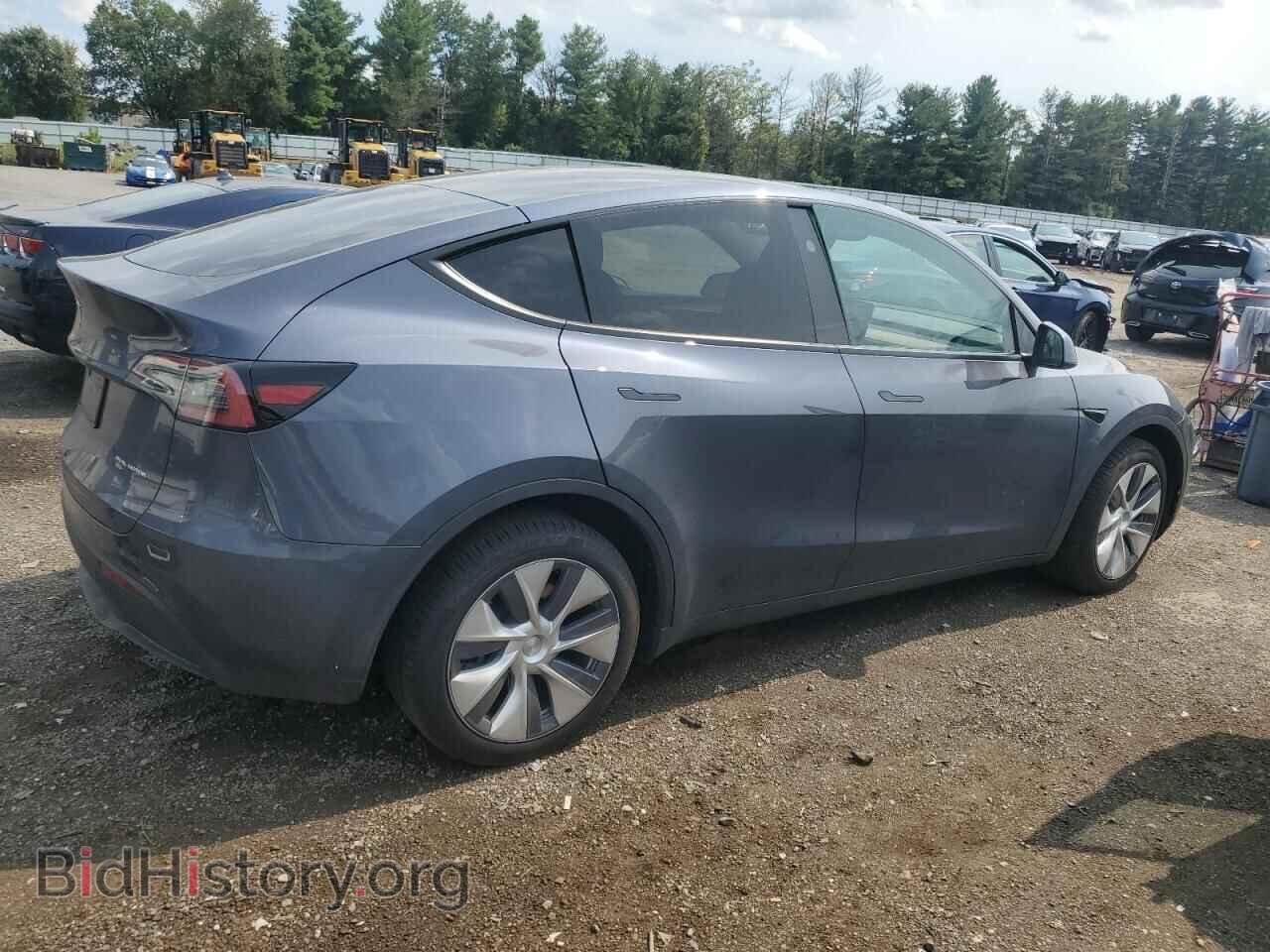 2024 TESLA MODEL Y - VIN: 7SAYGDEE6RA217237 - Фото 3