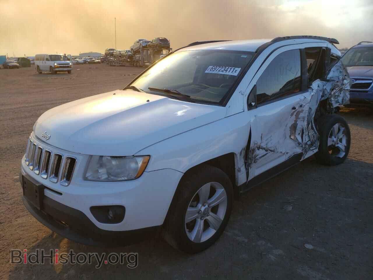 2012 JEEP COMPASS - VIN: 1C4NJDBB6CD506843 - Фото 2