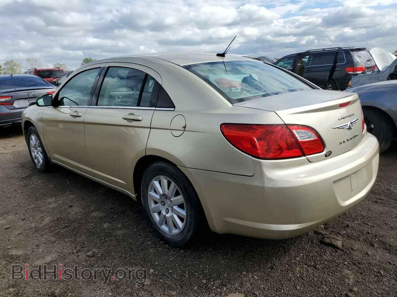 2010 CHRYSLER SEBRING - VIN: 1C3CC4FB1AN116983 - Фото 2