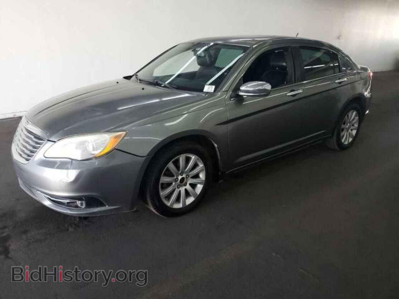 2013 CHRYSLER 200 - VIN: 1C3CCBCG5DN633468 - Фото 2
