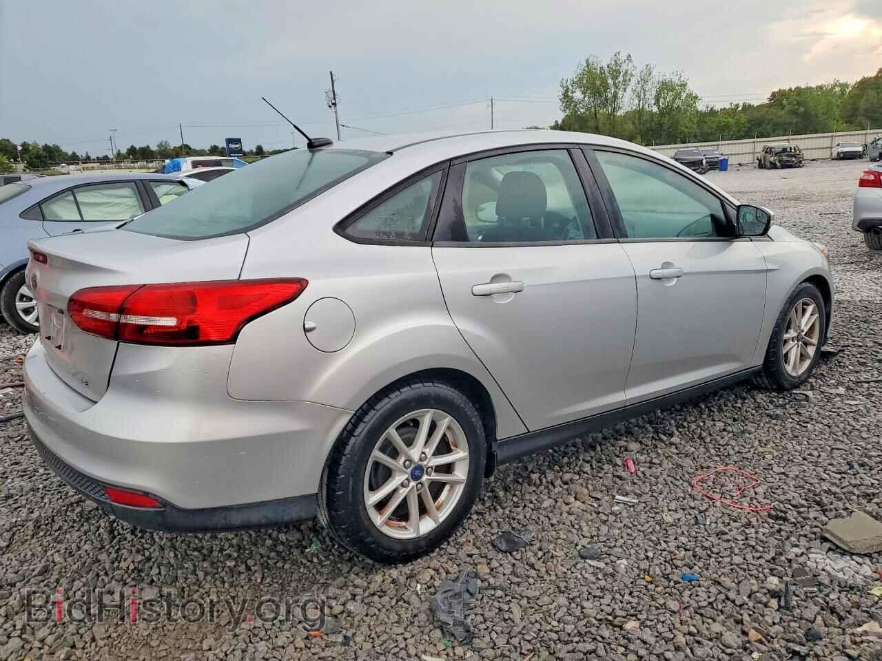 2017 FORD FOCUS - VIN: 1FADP3F2XHL251230 - Фото 3