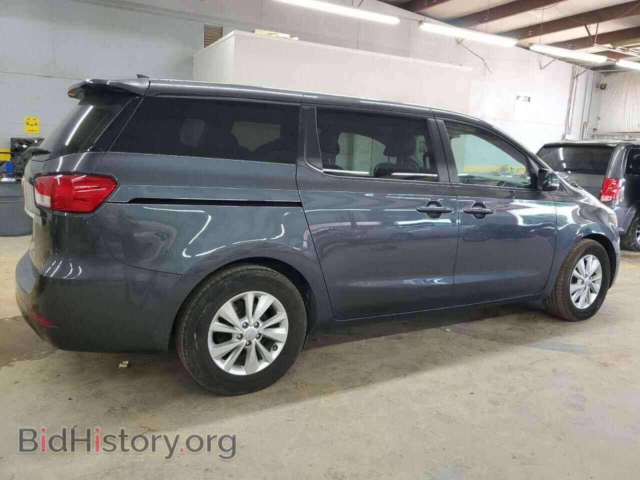 2018 KIA All Models - VIN: KNDMB5C19J6407102 - Photo 3