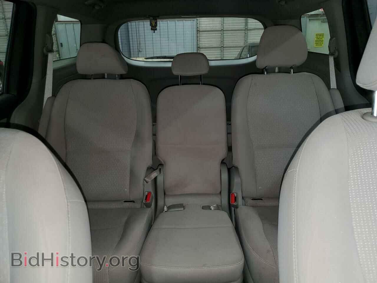 2018 KIA All Models - VIN: KNDMB5C19J6407102 - Photo 10