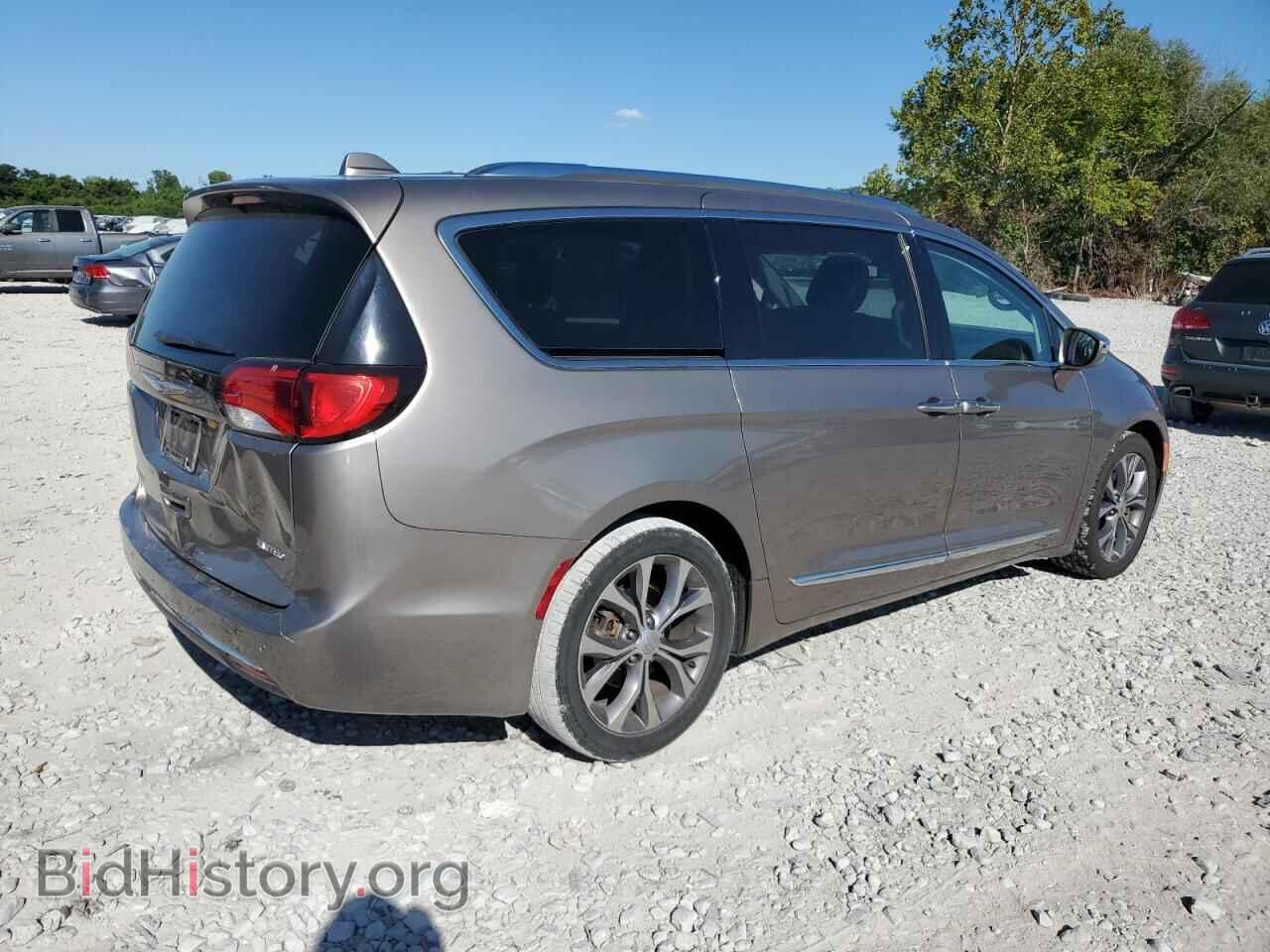 2018 CHRYSLER PACIFICA - VIN: 2C4RC1GG7JR237888 - Фото 3