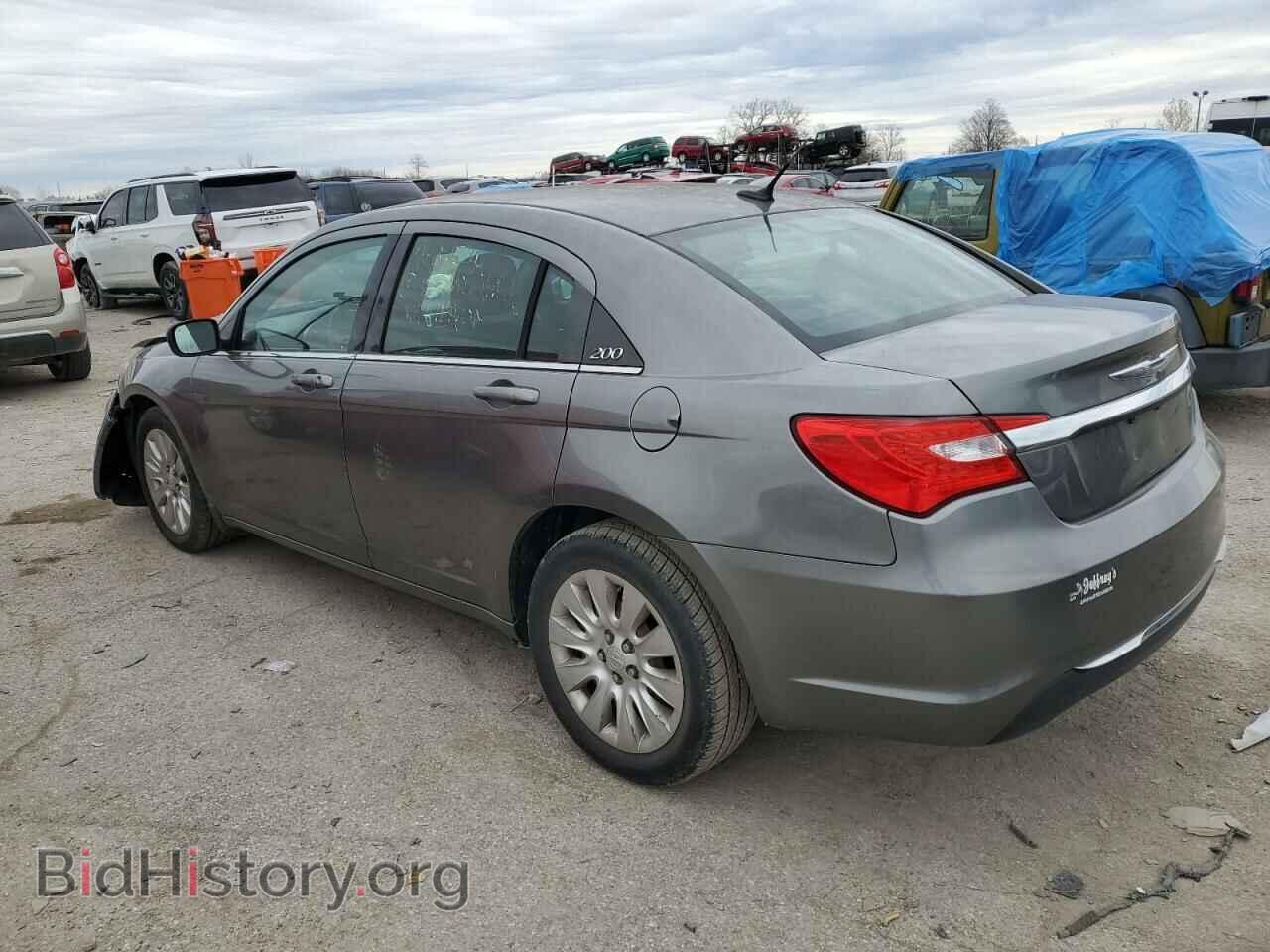 2013 CHRYSLER 200 - VIN: 1C3CCBAB4DN686475 - Фото 2