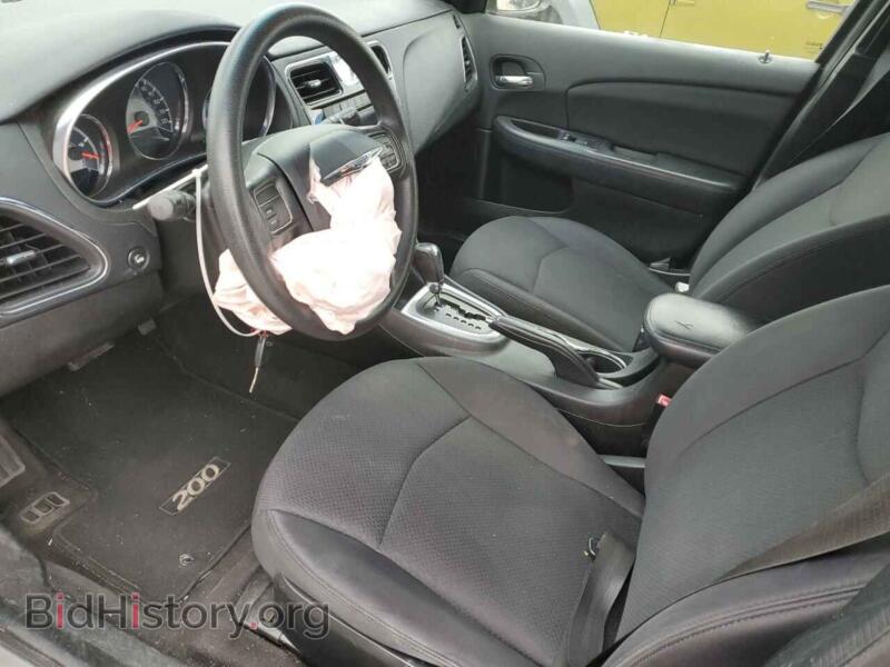 2013 Chrysler 200 (VIN 1C3CCBAB4DN686475) — фото 7 из 12