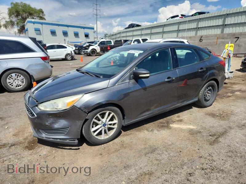2016 Ford FOCUS SE (VIN 1FADP3F22GL395417) — фото 1 из 12, Copart, повреждение: передняя часть