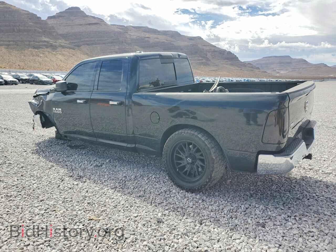 2018 RAM 1500 - VIN: 1C6RR6GG2JS155018 - Photo 2