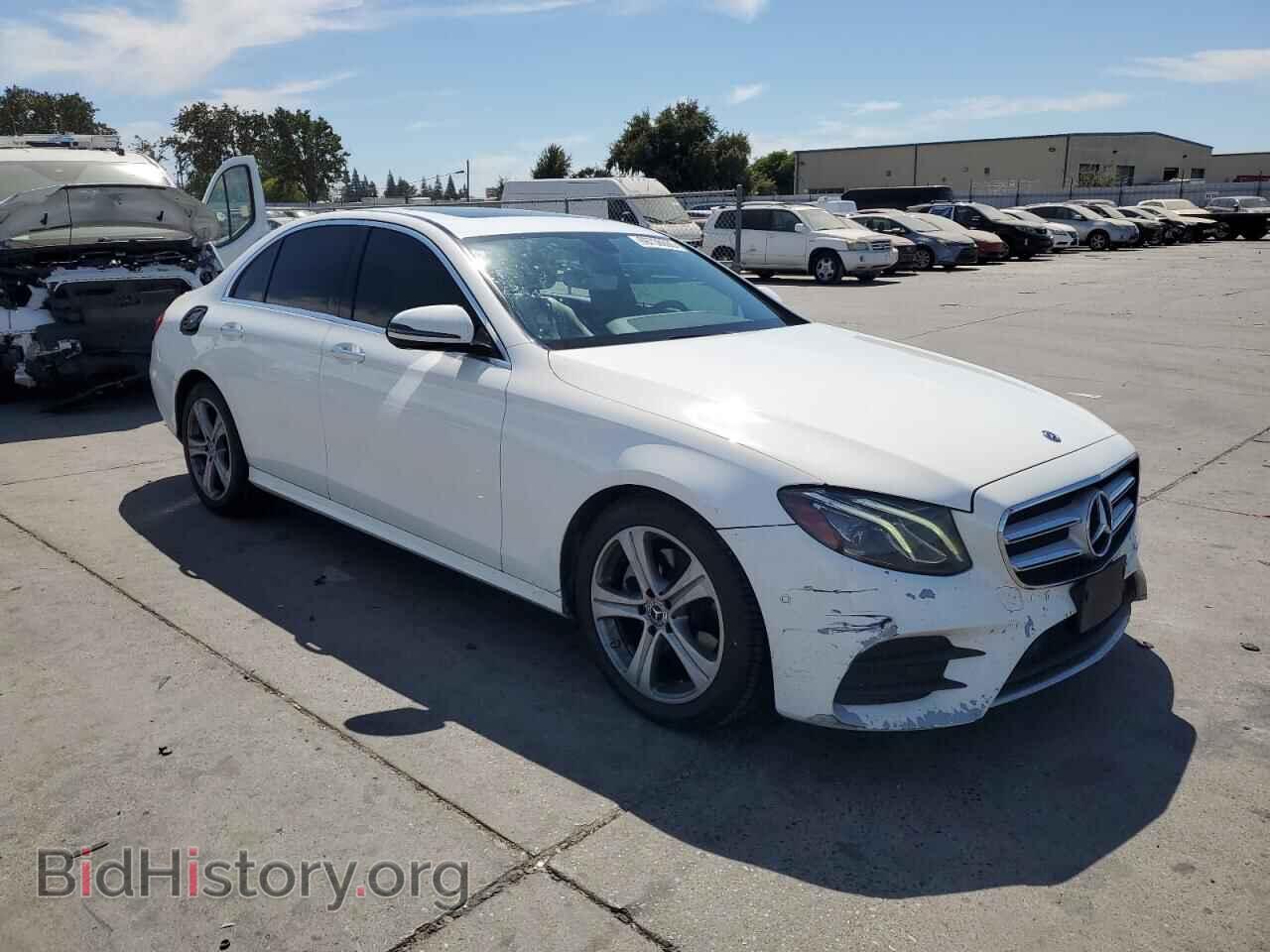 2018 MERCEDES-BENZ E-CLASS - VIN: WDDZF4JB8JA352337 - Фото 4
