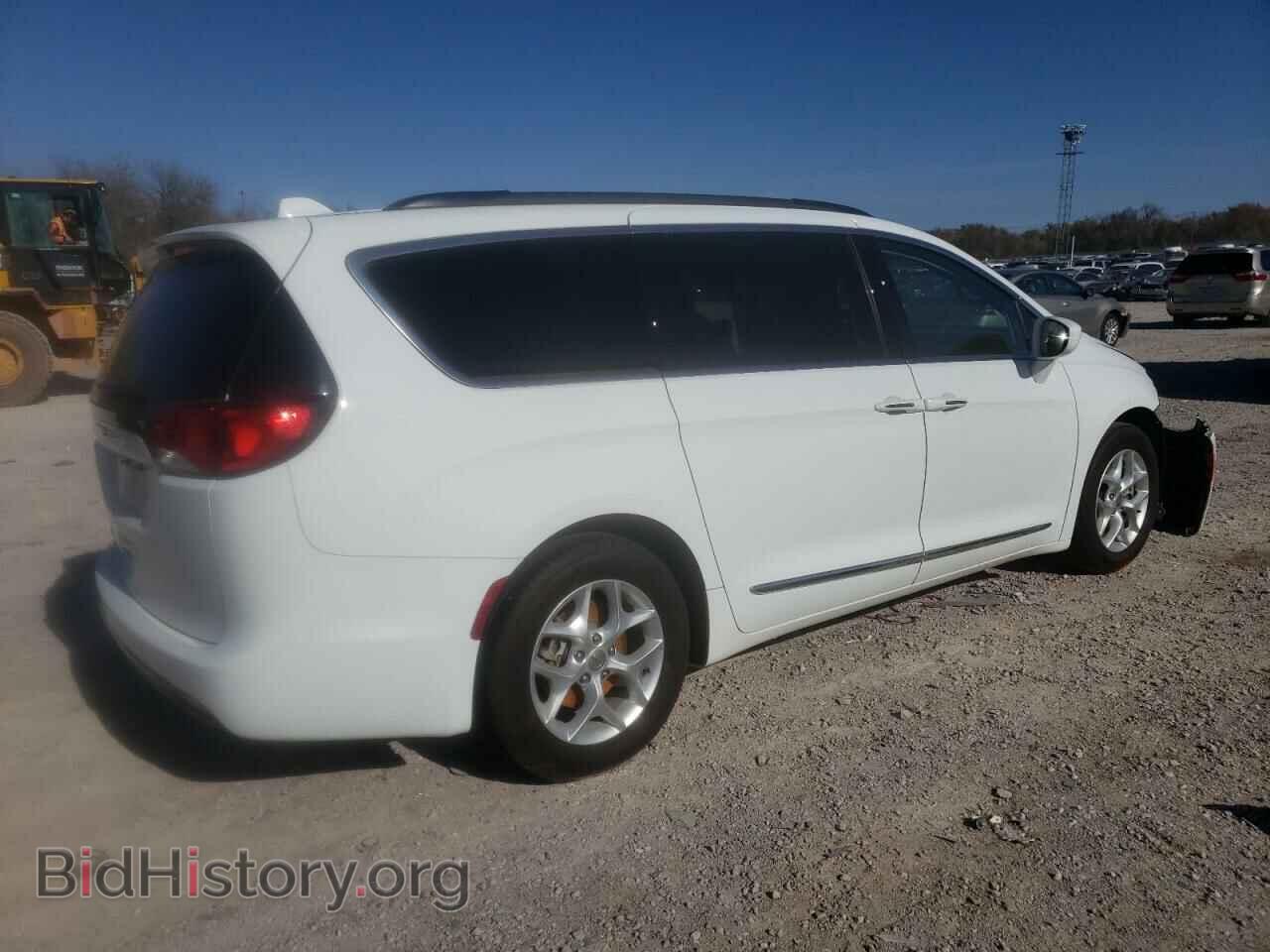 2017 CHRYSLER PACIFICA - VIN: 2C4RC1BG3HR831427 - Фото 3