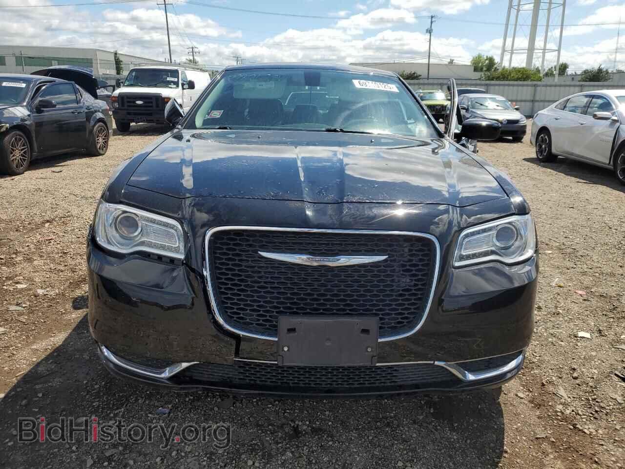 2016 CHRYSLER 300 - VIN: 2C3CCARG0GH220677 - Фото 5