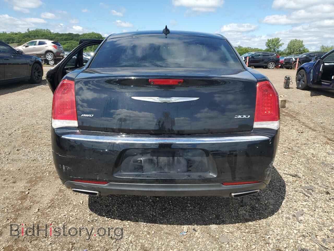 2016 CHRYSLER 300 - VIN: 2C3CCARG0GH220677 - Фото 6