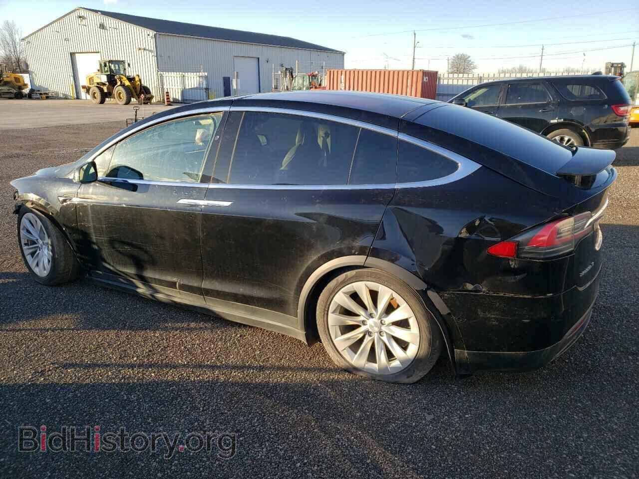 2017 TESLA MODEL X - VIN: 5YJXCDE2XHF075857 - Фото 2