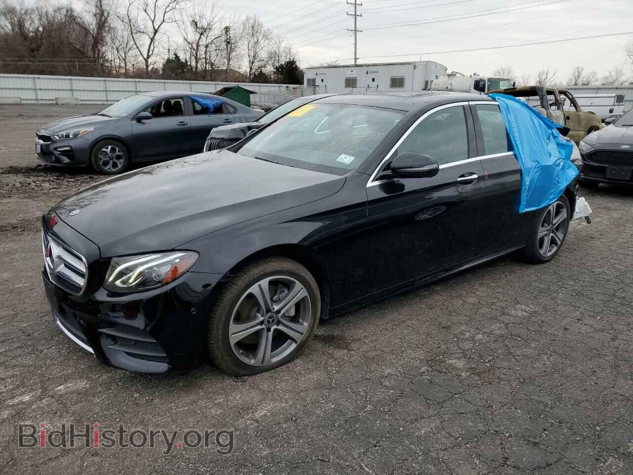Photo WDDZF4KB2JA372775 - MERCEDES-BENZ E-CLASS 2018