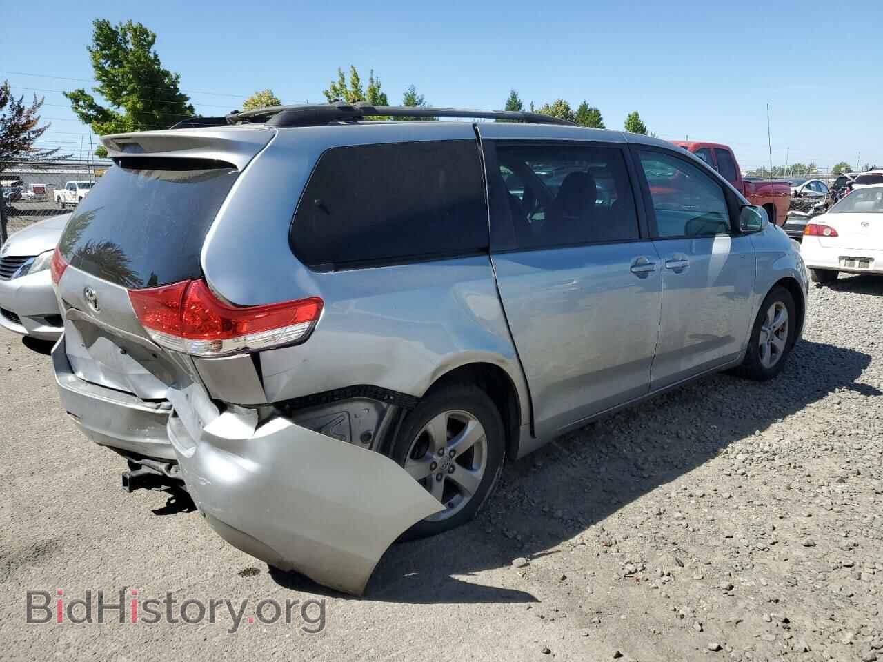 2011 TOYOTA All Models - VIN: 5TDKK3DC3BS064722 - Фото 3