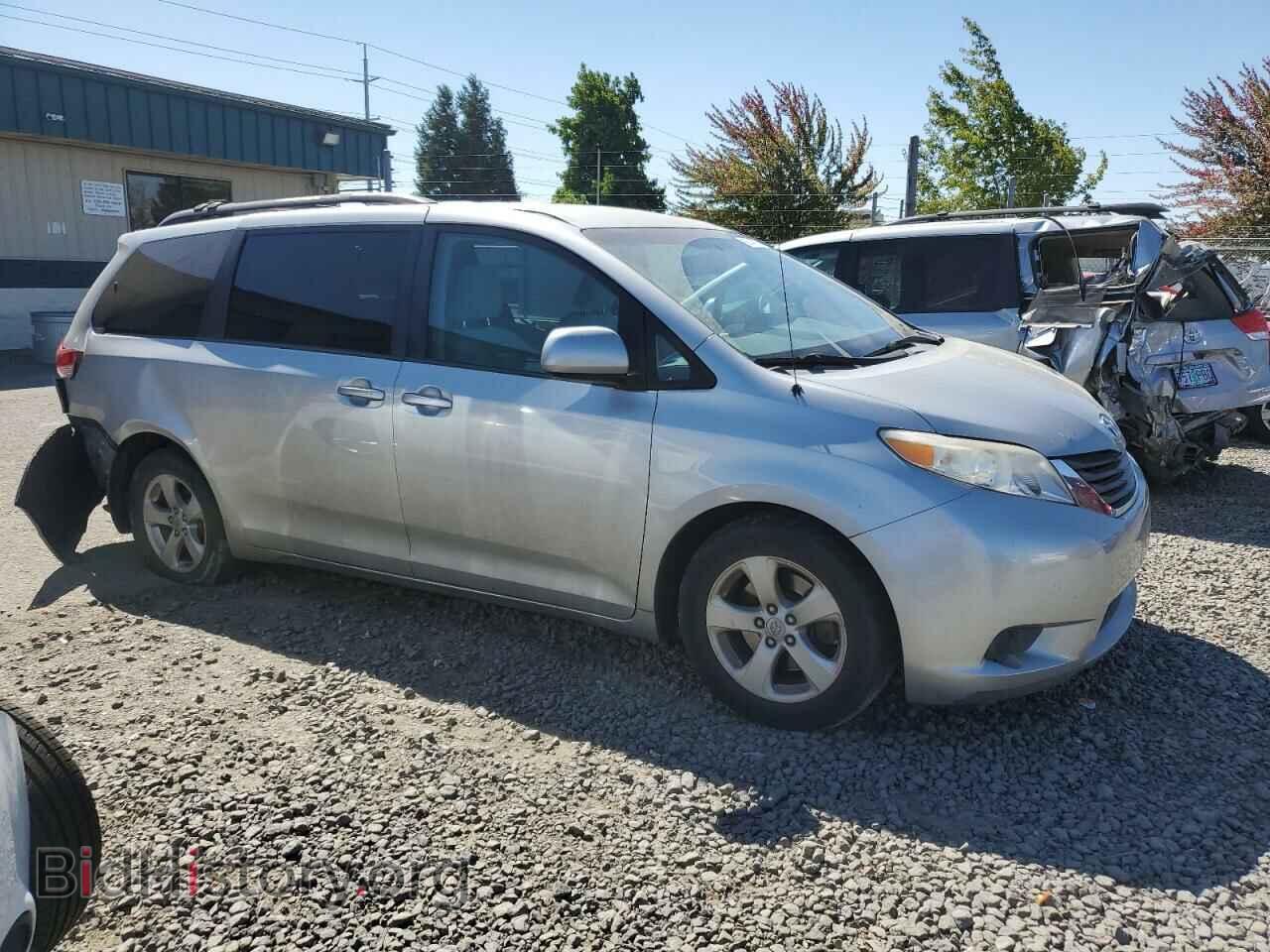 2011 TOYOTA All Models - VIN: 5TDKK3DC3BS064722 - Фото 4
