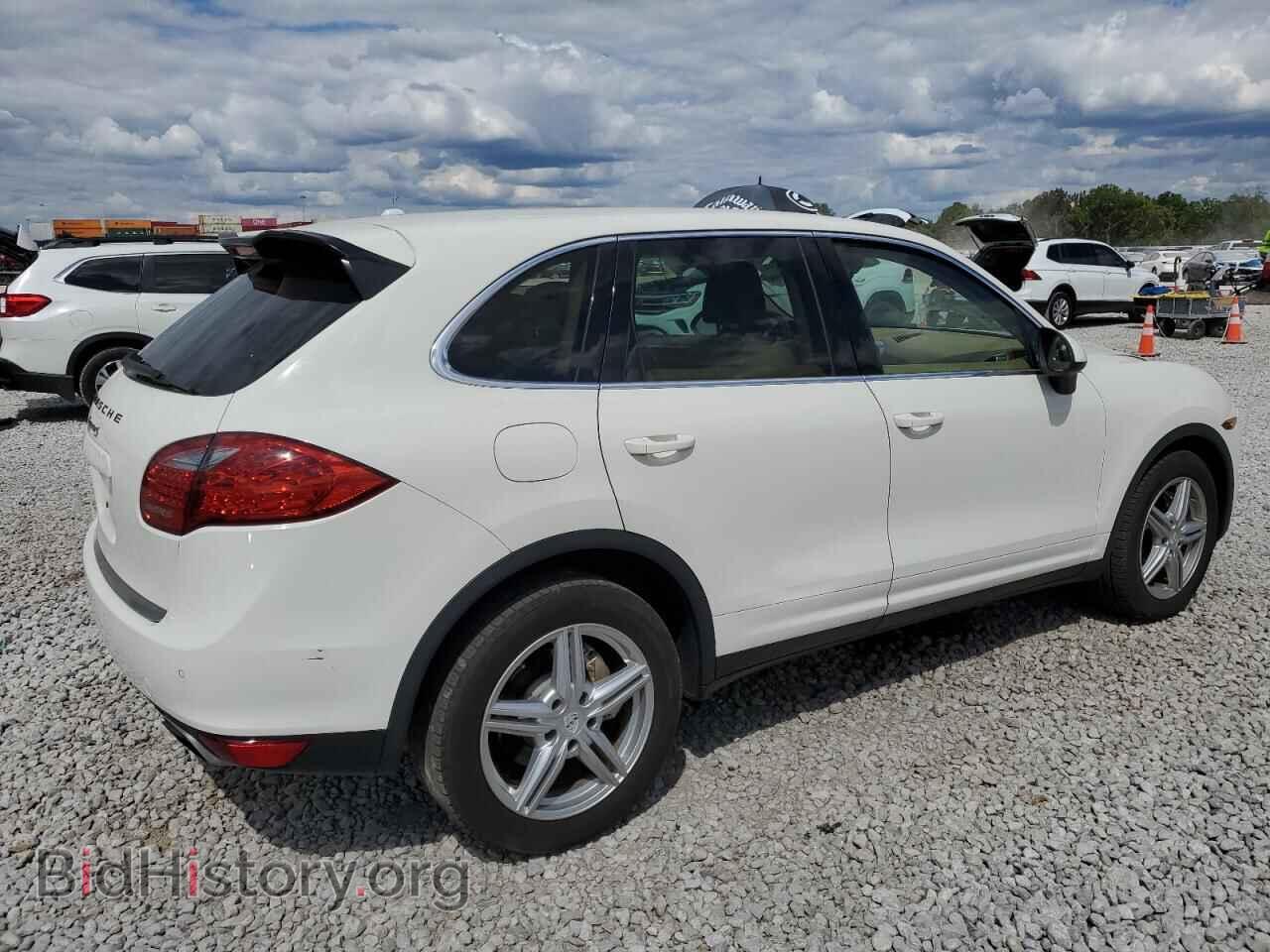 2011 PORSCHE CAYENNE - VIN: WP1AB2A25BLA42531 - Photo 3